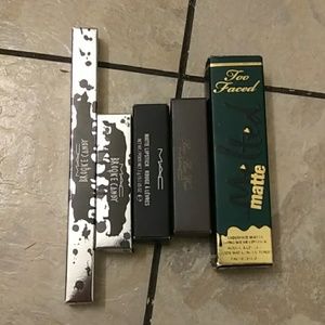 High end lip bundle